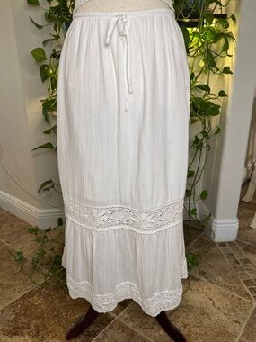 Melrose and Market White Lace-Trim Maxi Skirt